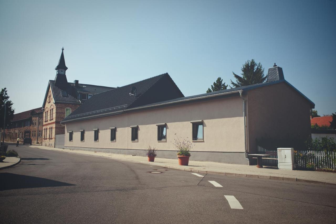 Uebernacht Erfurt Exterior foto